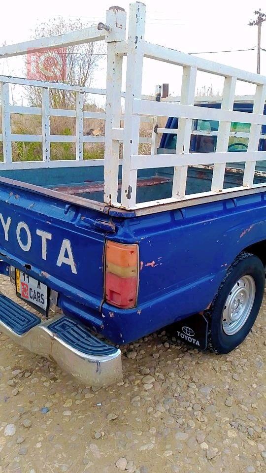 تويوتا هايلوكس